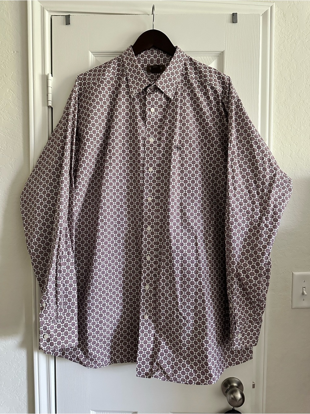 Ariat Men's Red Geometric Long Sleeve Button Down Western Shirt, Size XLT